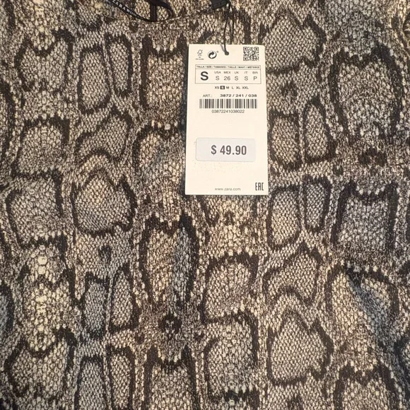 Zara Snake-Effect Short Sleeve Dress in Beige and Black - Picture 3 of 3